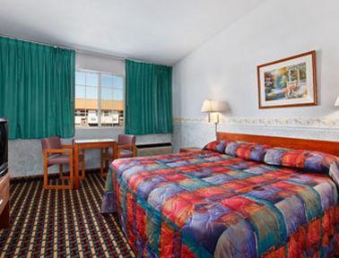 Traveler Inn Sterling Cameră foto